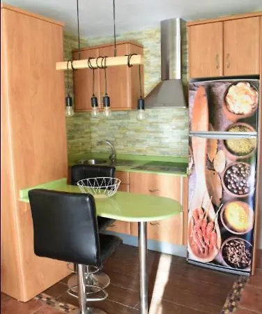 Acogedor Cerca Del Centro Comercial Yumbo דירה